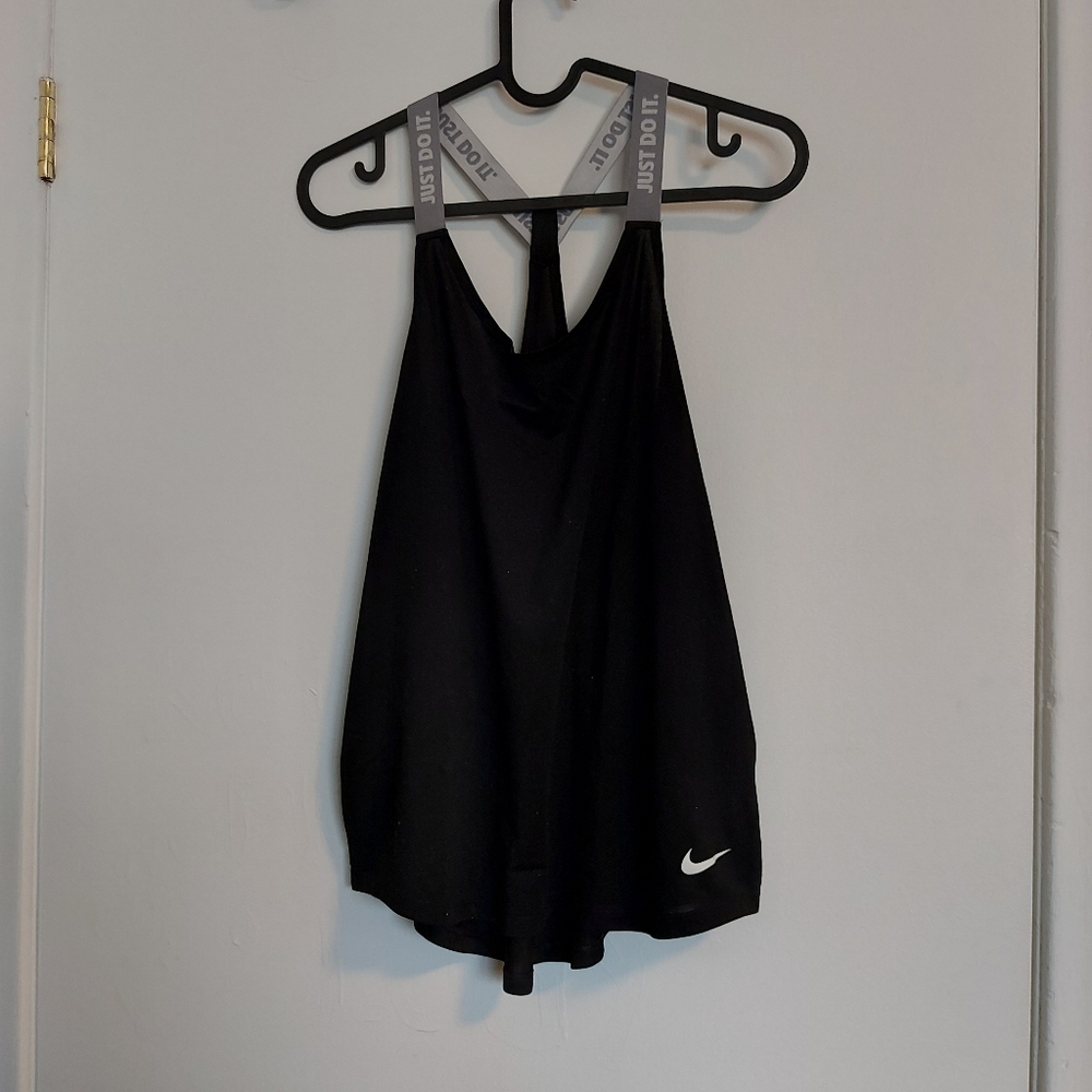 🌱 Nike Dri-fit Camisole